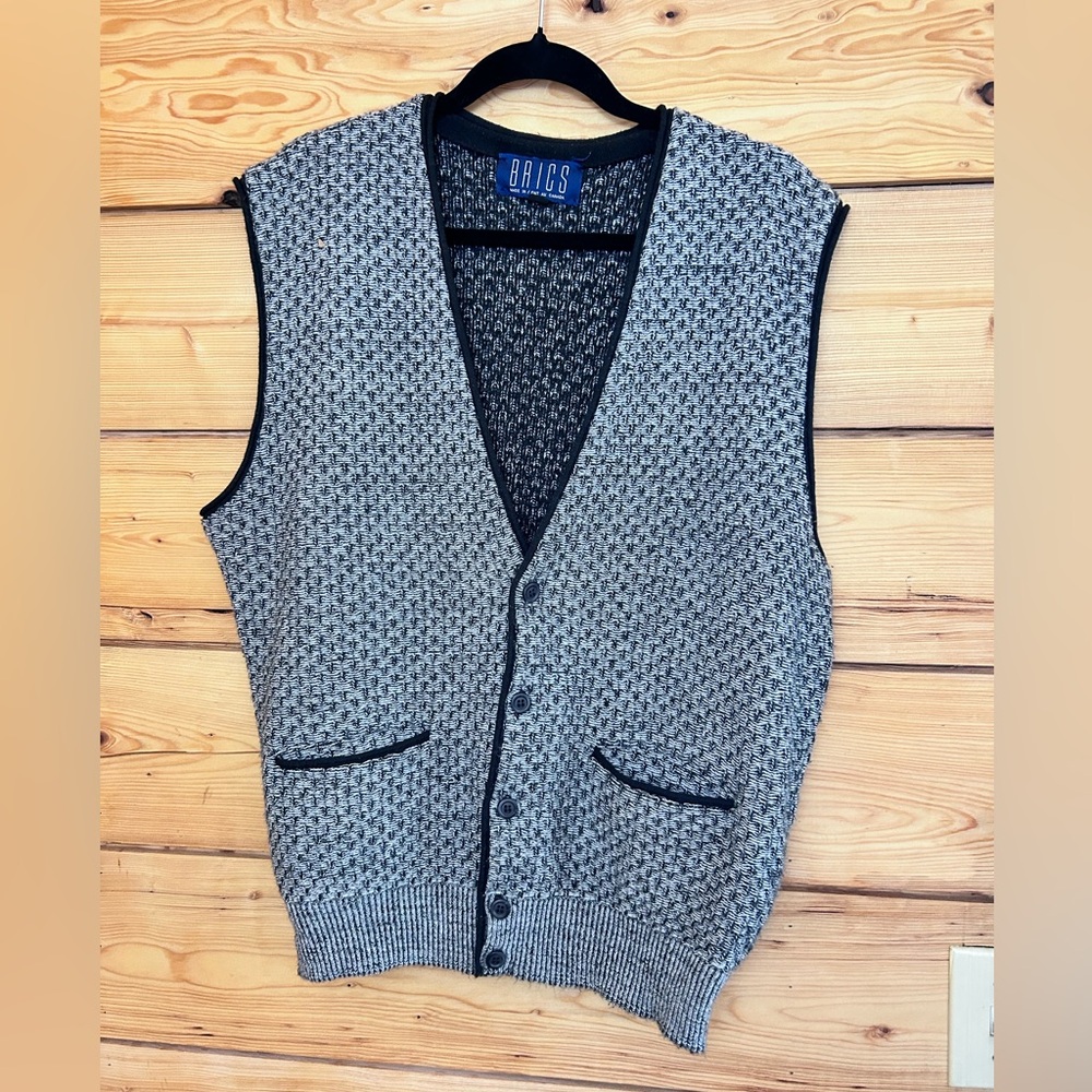 Vintage Brics Men’s XL Black Grey Knit Vest Retro 90s Prep Academia Country Club